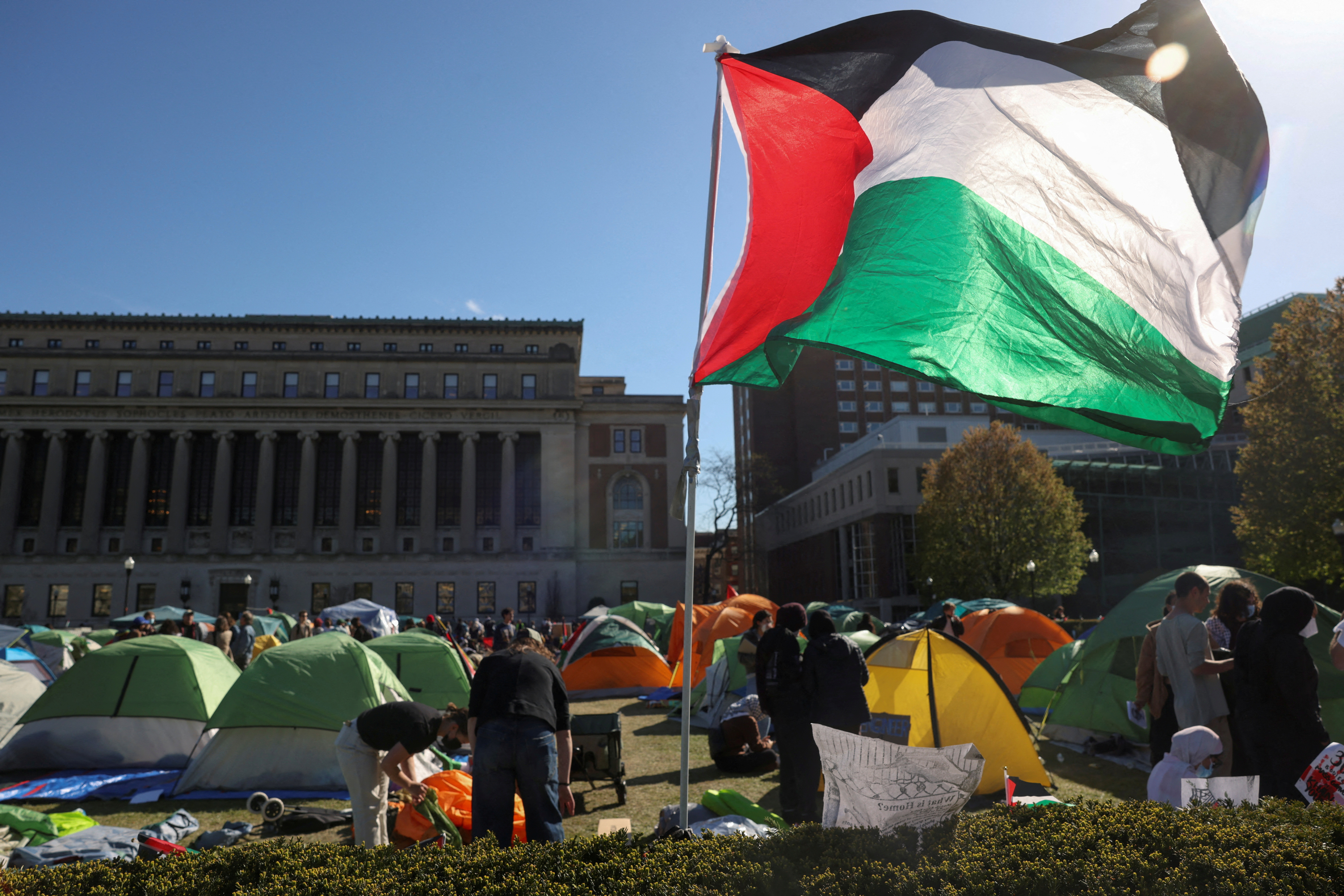 احتجاجات في جامعات أميركية تنديدا باعتقال داعمين لفلسطين